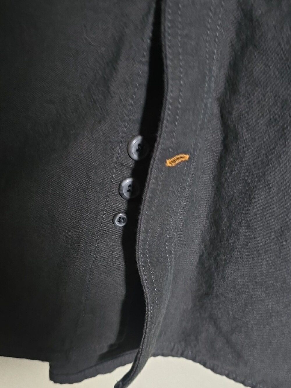 Carhartt Men’s Black Short-Sleeve Button-Down Work Shirt - Picture 9 of 9